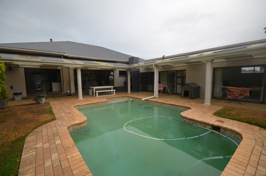 5 Bedroom Property for Sale in Bonnie Doone Eastern Cape